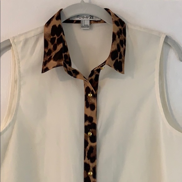 Cheetah polo, work shirt - Picture 3 of 4